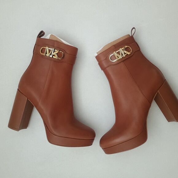 Michael Kors Parker Boots Brown 9.5 (NWT) - Picture 1 of 11